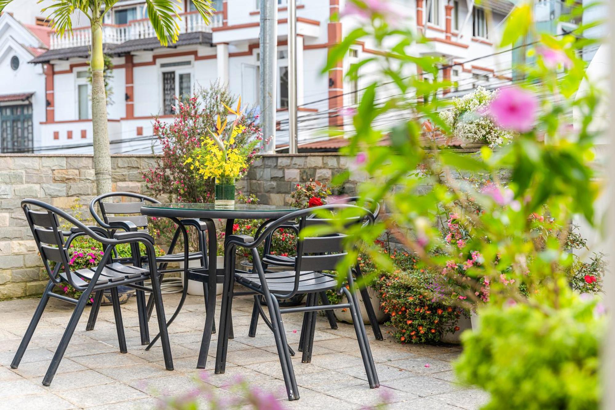 Minh Chien Hotel Da Lat Exterior photo